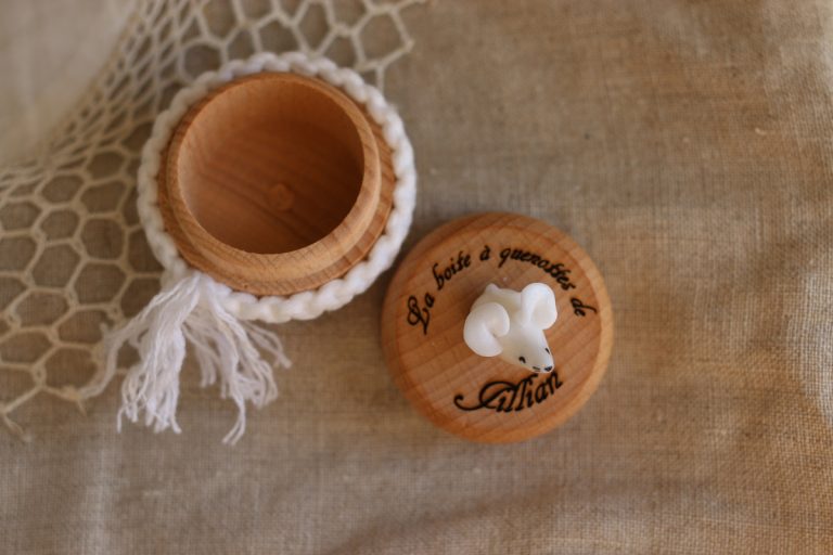 Boite à Dent De Lait Personnalisé ma-nine.fr