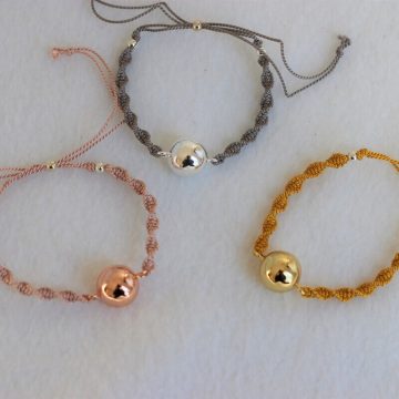 bracelet bola pour offrir à une future maman
