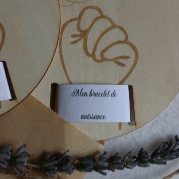 porte bracelet de naissance personnalisé