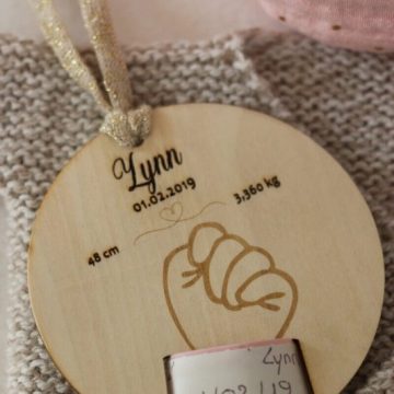 support pour bracelet de naissance bébé personnalise